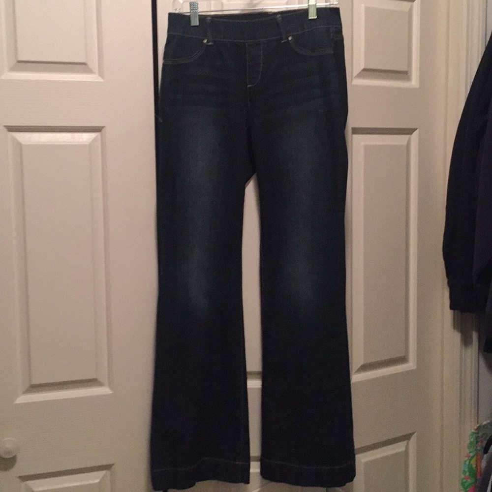 INC Jeans Size 4, Flare leg with belt loops.